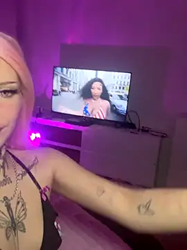 Snapshot of Julamayana chatting on 27, 10, 2025 Julamayana online show from 27, 10, 2025