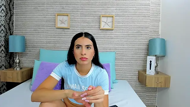 Snapshot of IssabellaLopez chatting on 11, 12, 2024 IssabellaLopez online show from 11, 12, 2024