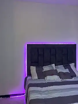 Snapshot of IssabellaLopez chatting on 29, 10, 2025 IssabellaLopez online show from 29, 10, 2025