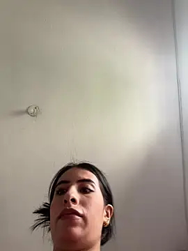 Snapshot of IssabellaLopez chatting on 20, 5, 2026 IssabellaLopez online show from 20, 5, 2026