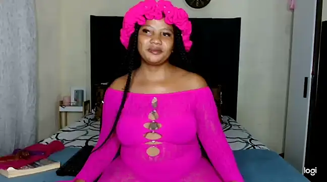 quenliyasa online show from 11, 3, 2025