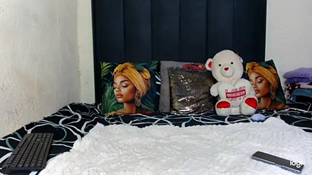 quenliyasa online show from 22, 4, 2026