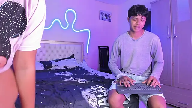 dafnezahiraa  online show from 6, 1, 2026