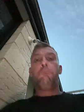 aus guy93 online show from 9, 3, 2026