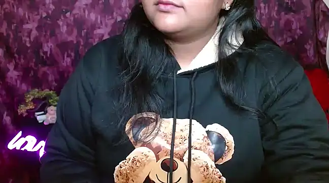 Snapshot of Naughty_Ayesha1 chatting on 2, 1, 2025 Naughty Ayesha1 online show from 2, 1, 2025