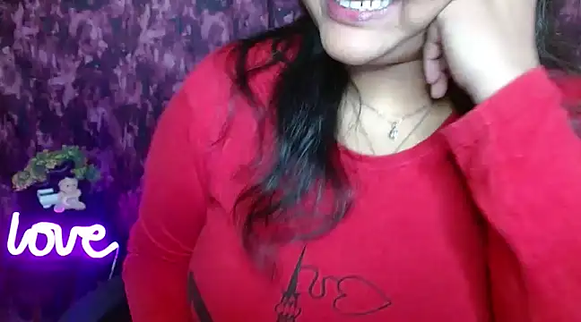 Snapshot of Naughty_Ayesha1 chatting on 17, 1, 2025 Naughty Ayesha1 online show from 17, 1, 2025