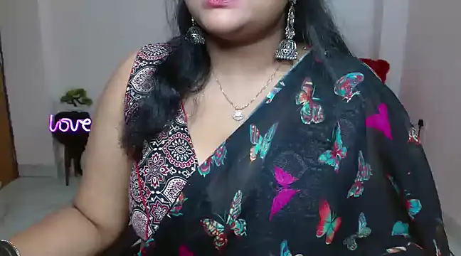 Snapshot of Naughty_Ayesha1 chatting on 8, 2, 2025 Naughty Ayesha1 online show from 8, 2, 2025