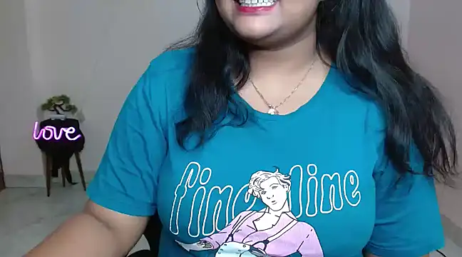 Snapshot of Naughty_Ayesha1 chatting on 8, 2, 2025 Naughty Ayesha1 online show from 8, 2, 2025