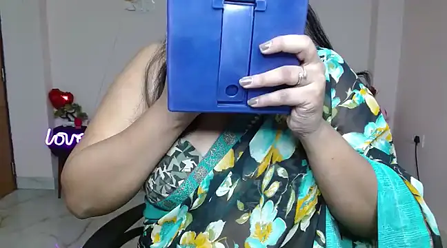 Snapshot of Naughty_Ayesha1 chatting on 22, 2, 2025 Naughty Ayesha1 online show from 22, 2, 2025