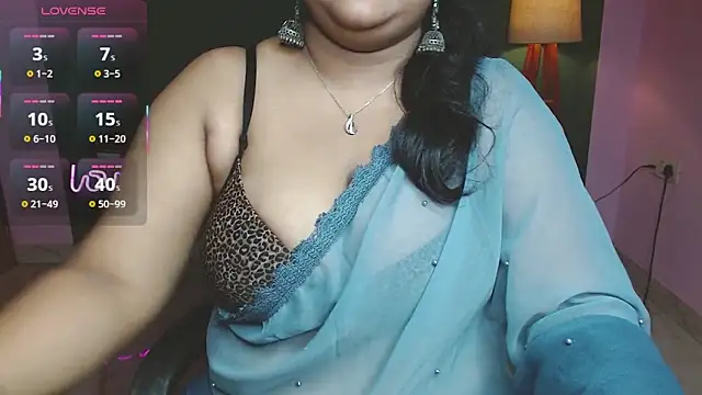 Snapshot of Naughty_Ayesha1 chatting on 11, 9, 2025 Naughty Ayesha1 online show from 11, 9, 2025