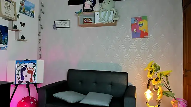 Snapshot of Alaia_Love77 chatting on 5, 5, 2026 Alaia Love77 online show from 5, 5, 2026