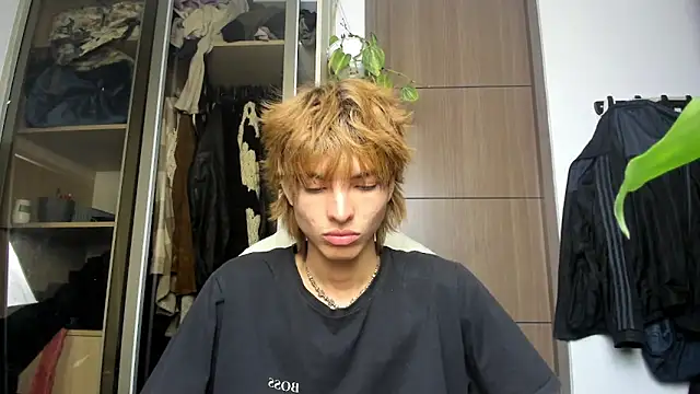 santy-kitty online show from 22, 2, 2025