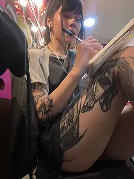 EemaHaruki online show from 6, 1, 2025