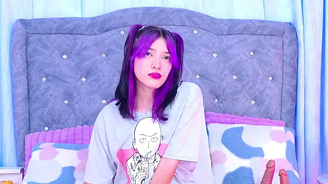 AlliciaKim online show from 5, 1, 2025