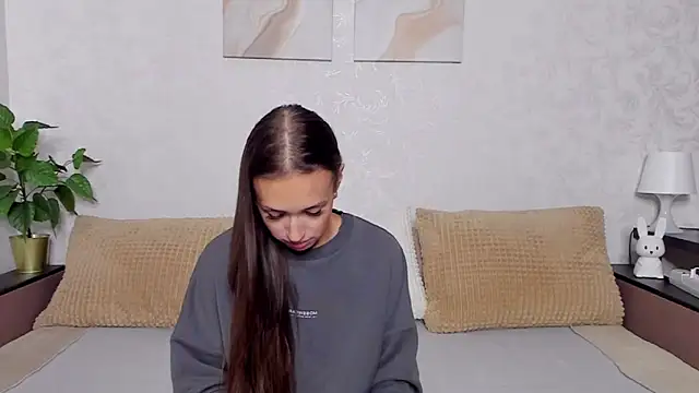 Snapshot of ChloeTeles_ chatting on 3, 3, 2025 ChloeTeles online show from 3, 3, 2025