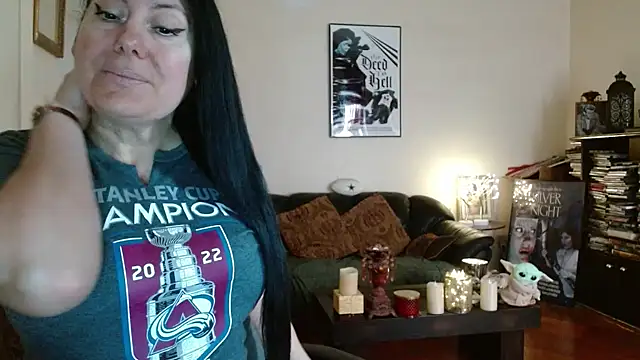 mandaloriangirls online show from 22, 4, 2026