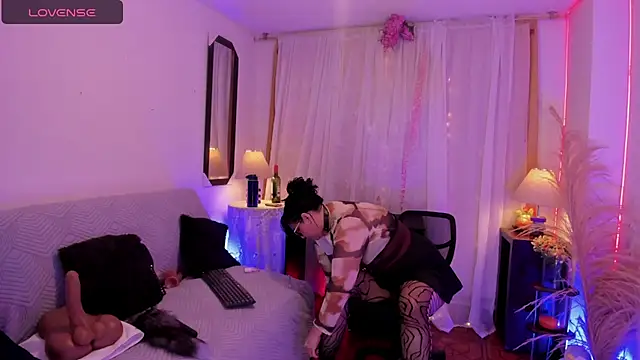 Venus R0se online show from 31, 3, 2026