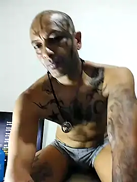 Daretodeviate online show from 1, 11, 2025