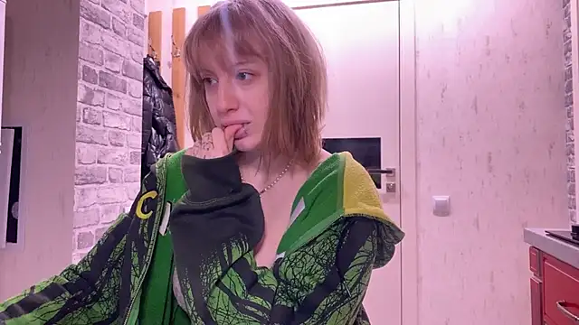 moundliicht1 online show from 1, 2, 2025