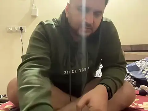 gauravgay93 online show from 26, 1, 2025