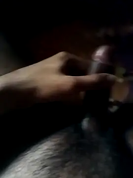 Snapshot of sanju599 chatting on 23, 11, 2025 sanju599 online show from 23, 11, 2025