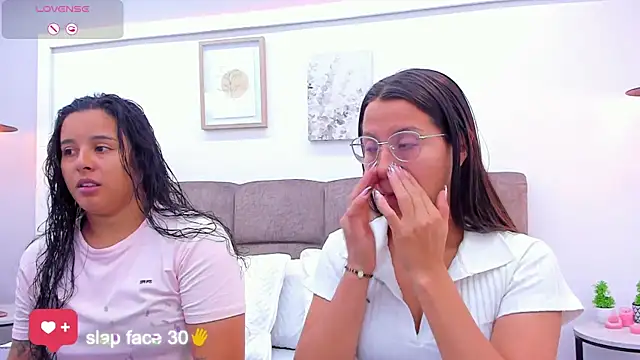 Dilan y Mia online show from 15, 3, 2025