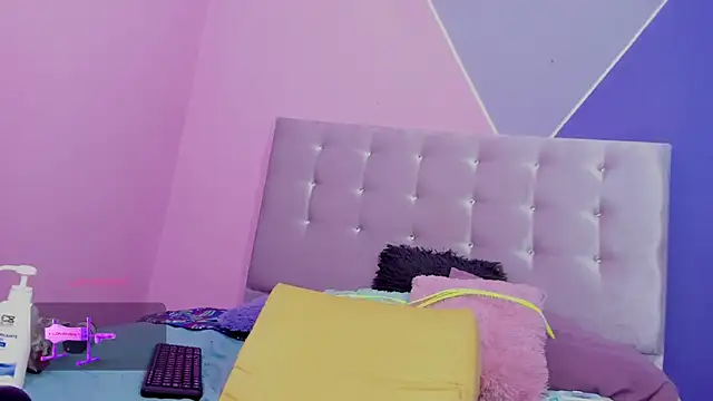 NiaBlanco online show from 27, 1, 2025