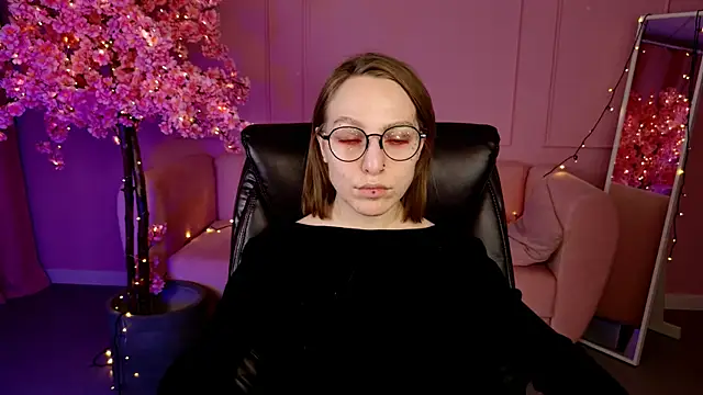 AphexQueen online show from 7, 3, 2025