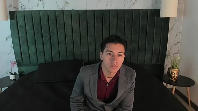 Andy Joy  online show from 16, 12, 2025