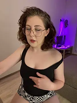 Snapshot of cinnabon_ chatting on 19, 2, 2026 cinnabon online show from 19, 2, 2026