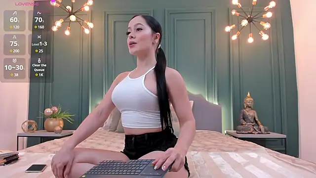 rubyhill 2711 online show from 11, 12, 2024