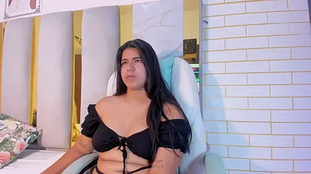 Lia Ashley online show from 1, 4, 2026