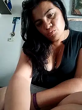 naughty-sharlot online show from 3, 3, 2025