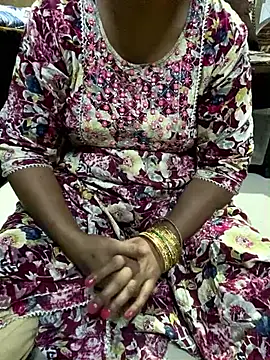 Snapshot of Tameesh_sexy_mistress chatting on 9, 6, 2026 Tameesh sexy mistress online show from 9, 6, 2026