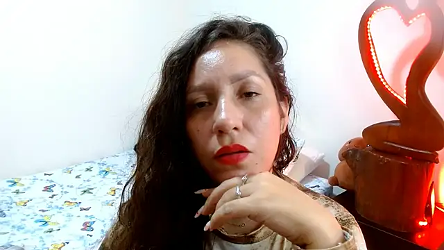 naihroby online show from 27, 12, 2024