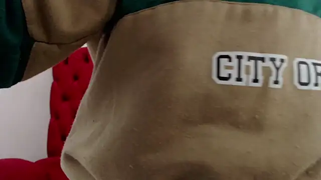 CarolineBrunx online show from 18, 2, 2025