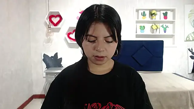 CarolineBrunx online show from 6, 10, 2025