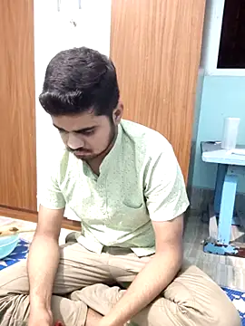 Ishan003 online show from 24, 4, 2026