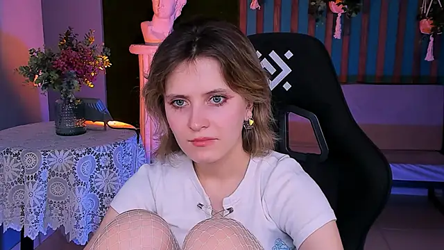 LolaAsmus online show from 18, 1, 2025