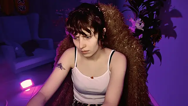 LolaAsmus online show from 28, 4, 2026