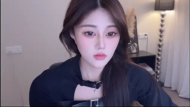 Strawberrybabyy1 online show from 20, 11, 2025