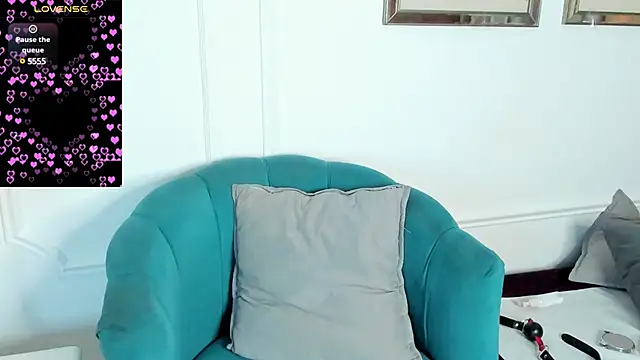 Vennus gir online show from 19, 2, 2025