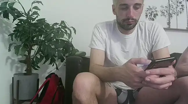 Snapshot of SirCharlesXXX chatting on 25, 2, 2025 SirCharlesXXX online show from 25, 2, 2025