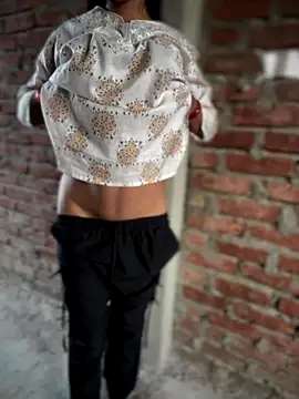 Snapshot of DiyAsingHh chatting on 3, 10, 2025 DiyAsingHh online show from 3, 10, 2025