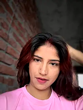 Snapshot of DiyAsingHh chatting on 11, 10, 2025 DiyAsingHh online show from 11, 10, 2025