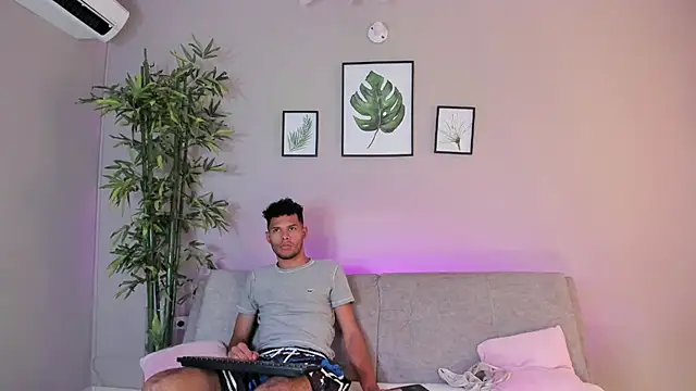 miaa lux online show from 27, 1, 2025