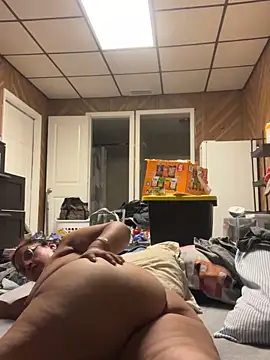 munchbutt28 online show from 9, 6, 2026