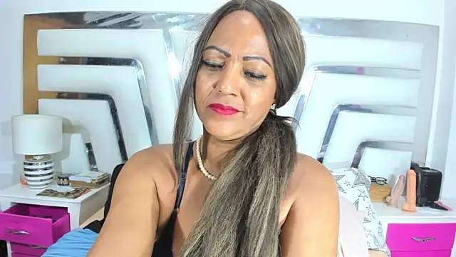 SaraaJhons online show from 22, 2, 2025