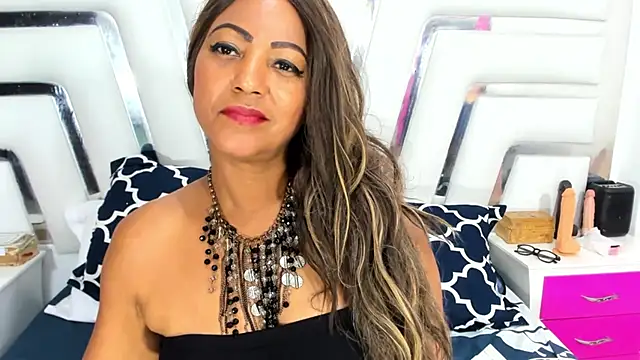 SaraaJhons online show from 7, 3, 2025