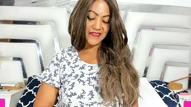 SaraaJhons online show from 10, 3, 2025